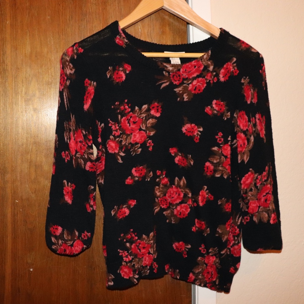 Floral, Roses Top, Never Worn!